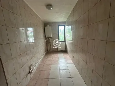 Apartament cu 5 camere de vanzare - Gara - foto 10