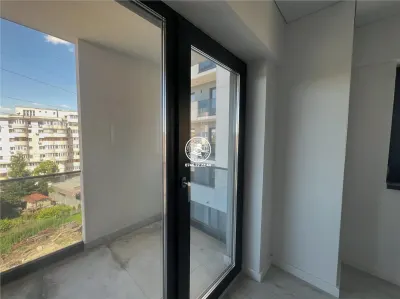 Apartament premium cu 3 camere | Adamant Tower - Rond CUG (peste drum de Selgros) - Comision 0% - foto 9
