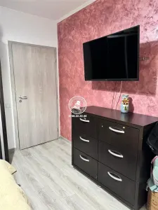 Apartament 2 camere de vanzarea, decomandat, loc de parcare inclus - Valea Lupului / Rond Mall Moldova - foto 9