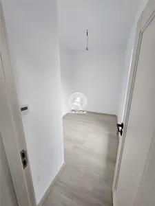 Vila P+1E ,4 camere ,560mp teren - Valea Lupului , Iasi - foto 11