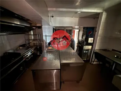 Spatiu Comercial cu Terasa si Vad Exceptional - foto 10