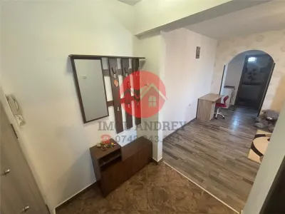 Apartament de inchiriat, 2 camere, cu vedere la faleza - foto 8