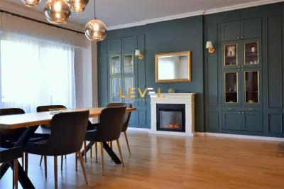 [VIDEO] 3 Bedroom Duplex with Park Views | Pet Friendly | Parking + Storage - foto 1