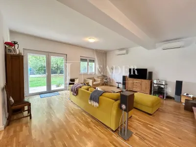 Elegant Villa for Rent – Iancu Nicolae | Private Pool | Premium Residential Compound - foto 8