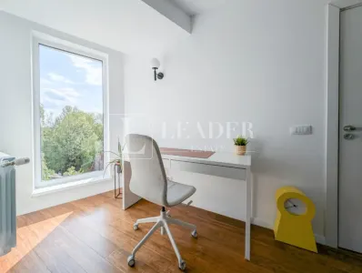 Penthouse modern cu 3 camere de inchiriat in pipera - foto 12