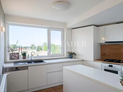 Penthouse modern cu 3 camere de inchiriat in pipera - foto 9
