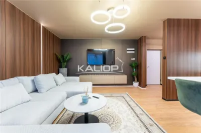 Apartament 2 camere lux | Iulius Mall | decomandat | terasa - foto 1