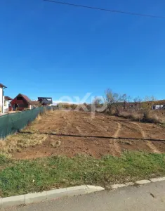 Teren Mioveni, 1500m , Strada Egalitatii 9 - foto 2
