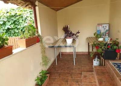 Doua case în aceeași curte Stalpeni, Arges + teren arabil si livada, 4775mp - foto 2