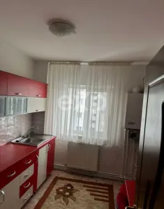 APARTAMENT 3 camere  PITESTI-Gavana semidecomandat , etaj 3 - foto 3