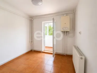 Apartament 2 camere decomandat, 53,78 mp, Bloc din 1986, Eremia Grigorescu - foto 3