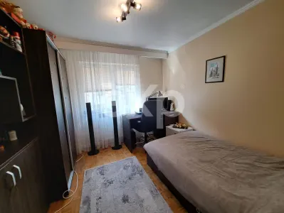Apartament 4 camere decomandat, 81 mp, etaj 1/4 – ideal pentru familie - foto 4