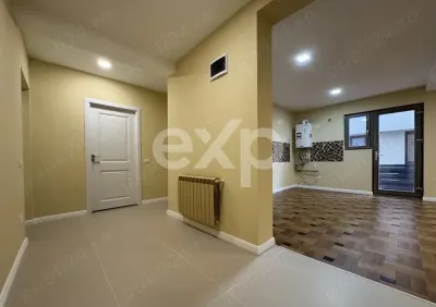 Apartament Nou cu 2 Camere Decomandat, Curte Proprie și Loc de Parcare - foto 2