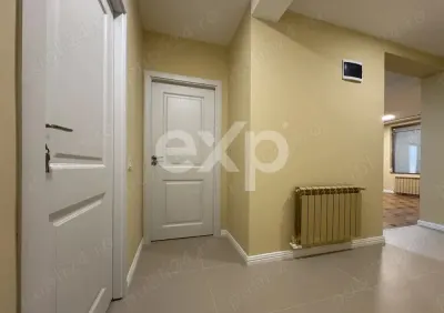 Apartament Nou cu 2 Camere Decomandat, Curte Proprie și Loc de Parcare - foto 7