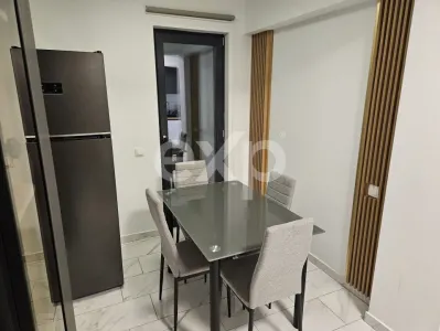 Vanzare apartament 3 camere bloc nou, Central - foto 3