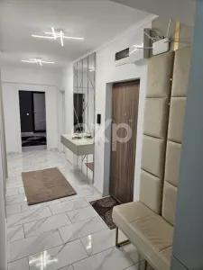 Vanzare apartament 3 camere bloc nou, Central - foto 4