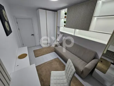 Vanzare apartament 3 camere bloc nou, Central - foto 9
