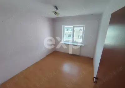apartament 3 camere, decomandat - foto 7
