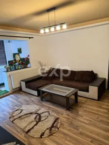 Apartament 2 camere, Parter, Banat - Pitesti