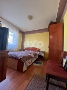 Vanzare 2 camere central etaj 3 mobilat+utilat Gaesti - Gaesti