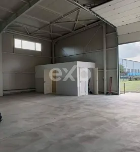 HALA MODERNA 400 MP + SHOWROOM/BIROURI | TEREN 2.500 MP | ACCES TIR | LANGA DN71 - foto 2