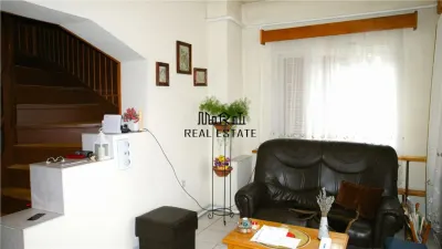 REPOZITIONARE PRET! Jumatate duplex in Criscior, Hunedoara - Criscior