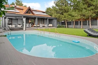 Vila de Lux Individuala cu Piscina - 6 cam | Pipera -Iancu Nicolae - foto 7