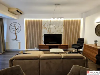 Proprietate rara | Apartament spatios cu vedere libera catre parcul Herastrau - foto 2