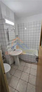 Apartament de vanzare cu 2 camere, zona Basarabia - Metrou Costin Georgian - foto 8