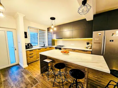 Casa duplex 120mp, Voronet, zona Bulevardul Muncii + Curte si 2 Parcari - foto 6