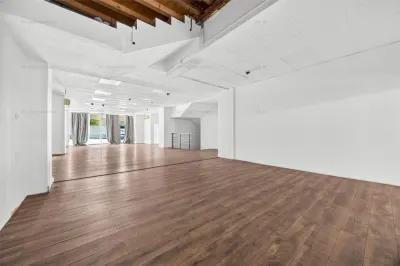 COMISION 0% | SPATIU COMERCIAL | 2 NIVELURI | CENTRUL CIVIC - foto 3
