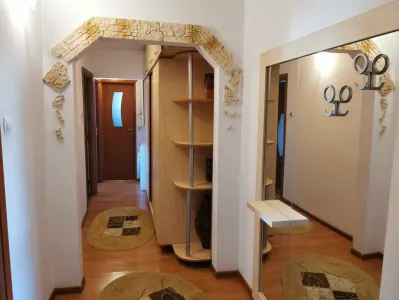 Apartament 2 camere, zona Piața Cug - foto 3