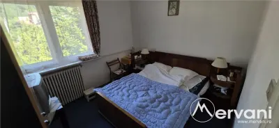 Pensiune turistica cu 8 camere de vanzare in Busteni - foto 12