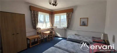 Pensiune turistica cu 8 camere de vanzare in Busteni - foto 9