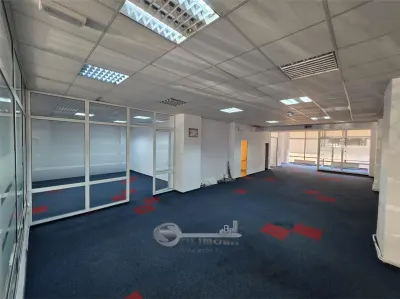 Spatiu Hala Centrala -- 183 mp - foto 2