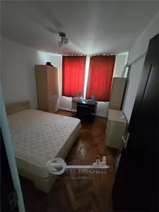 Apartament 3 camere de închiriat | Piața Unirii – La 2 minute de UMF | Etaj 2 cu lift - foto 4