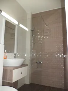 Apartament 2 camere mobilat, utilat - Centru - foto 5