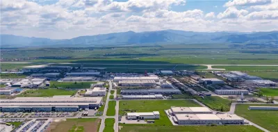Hala cu rampa acces tir ,1200 mp / 3200 mp Zona Ind. Vest Sibiu - Sibiu
