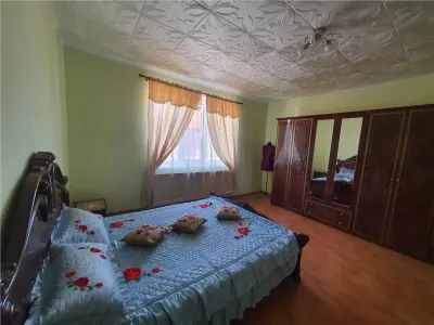 Casa singur in curte cu  700mp teren in orasul Avrig, 25km distanta de Sibiu - foto 6