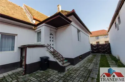 Casa singur in curte cu 1.300 mp teren  - zona Calea Turnisorului - Sibiu