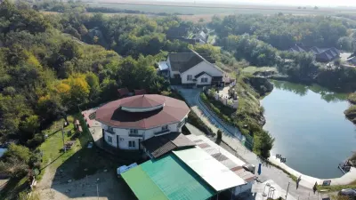 Imobil optim rezidenta in  incinta lacurilor din Ocna Sibiului - foto 2