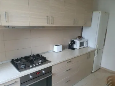 Apartament mobilat ,,la cheie cu boxă inclusă -Avantgarden, Sibiu - foto 10
