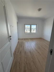 Apartament la cheie 2 camere et.III,zona Doamna Stanca -Dedeman - foto 3