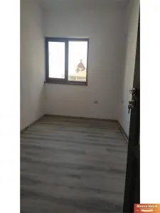 PIATA OVIDIU-Portul Tomis ,apartament cu vedere la mare - foto 5