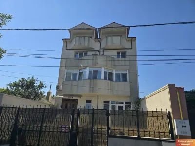 KM 5 _ Str. Salciilor  , Vila S+P+2E+M cu 10 camere,foisor si teren 453 mp - Constanta