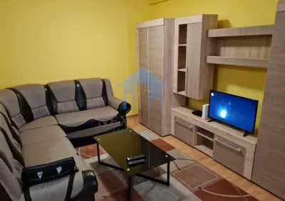 Apartament 3 camere, Dambul Rotund - foto 1