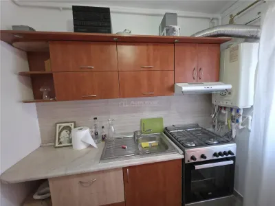 2 camere - Dobroesti - 60mp - loc parcare - etaj 1 - complet mobilat - foto 5