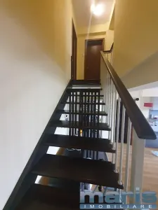 Apartament 4 camere 113 mp pe 2 nivele Tudor cu parcare acoperita. - foto 7