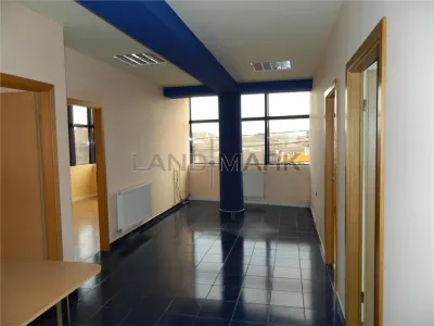 Spatiu birouri 50  mp , cladire noua, Simiion Barnutiu - foto 3