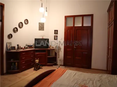 Apartament ultracentral, imobil istoric - foto 10